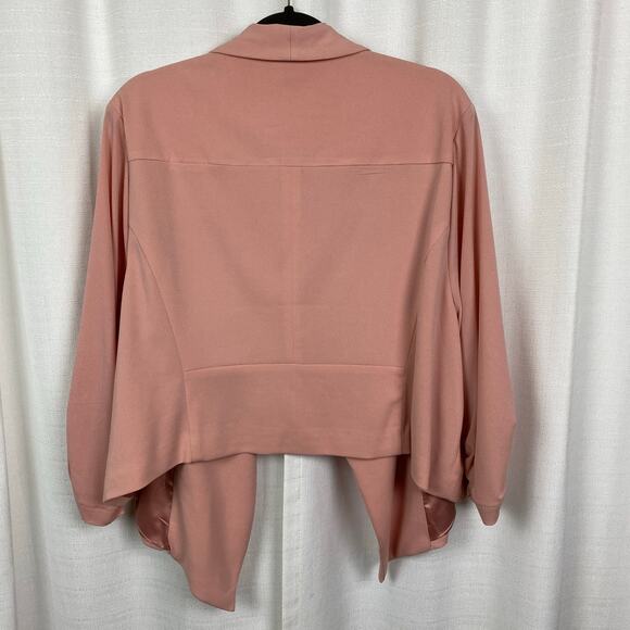 Torrid Pink Studio Crepe Cropped Classic Blazer Jacket Sz.4 - Picture 13 of 16